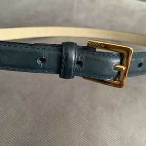 Vintage JG Hook navy blue genuine leather belt. Size M/L about 32” from mid hole